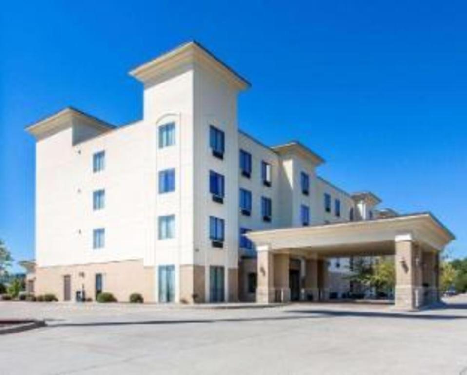 Comfort Inn & Suites Madisonville Exteriör bild